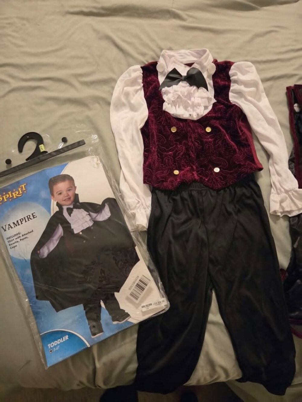 Toddler 3T/4T Vampire Costume from Spirit Halloween